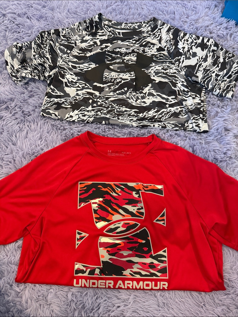 Under Armour Red Short Sleeve Tee with Camo Logo & Black White Camo Crop Tee